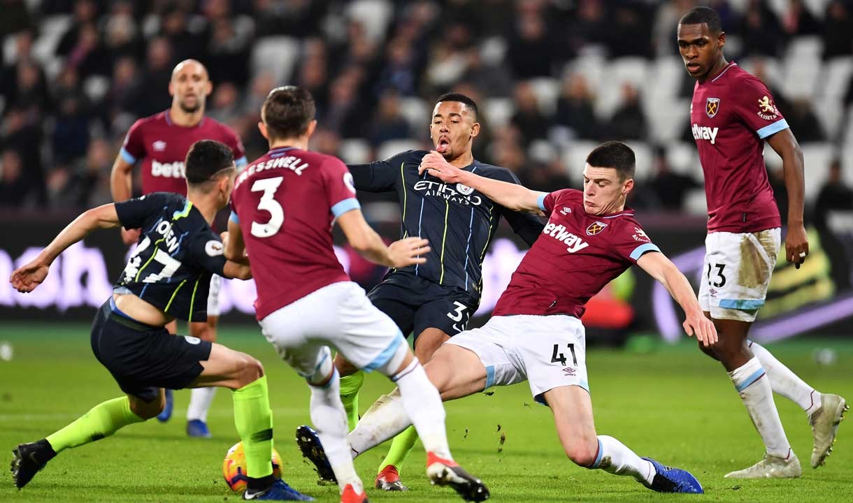 LUCKY88 West Ham United vs Manchester City - Nhận định bóng đá 10/08/2019 - Nhà vua thể hiện